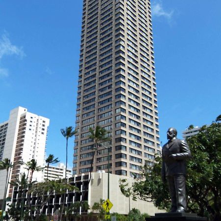 Holiday Inn Express Waikiki By Ihg Honolulu Exterior foto