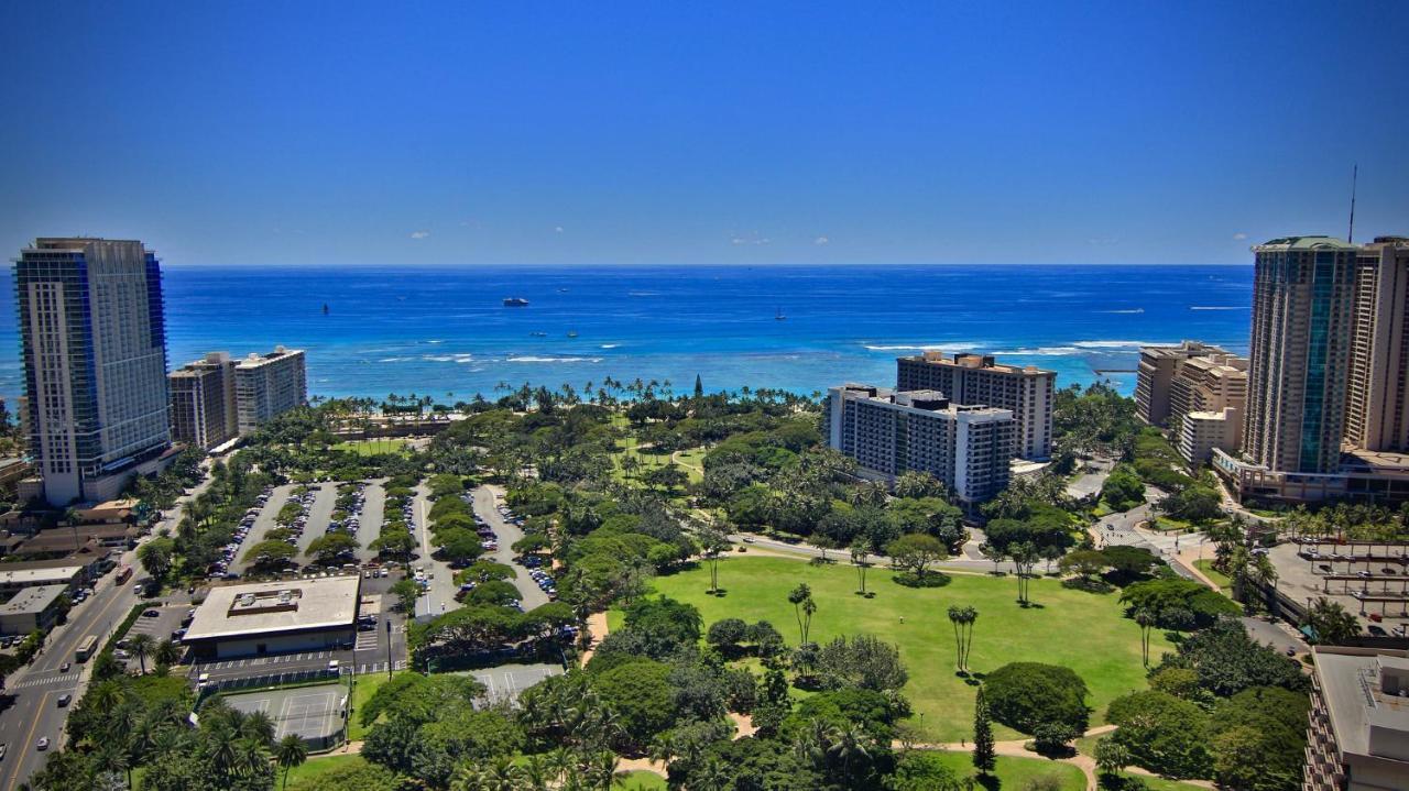 Holiday Inn Express Waikiki, An Ihg Hotel Honolulu Exterior foto