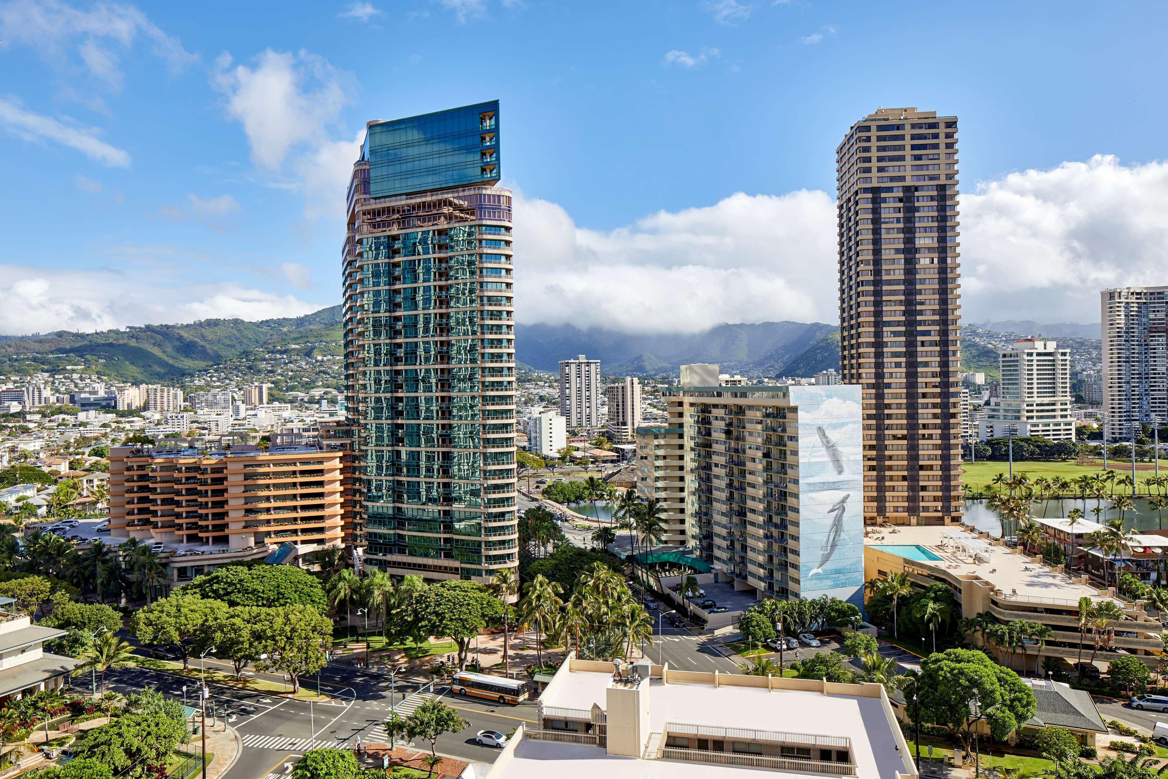 Holiday Inn Express Waikiki By Ihg Honolulu Exterior foto