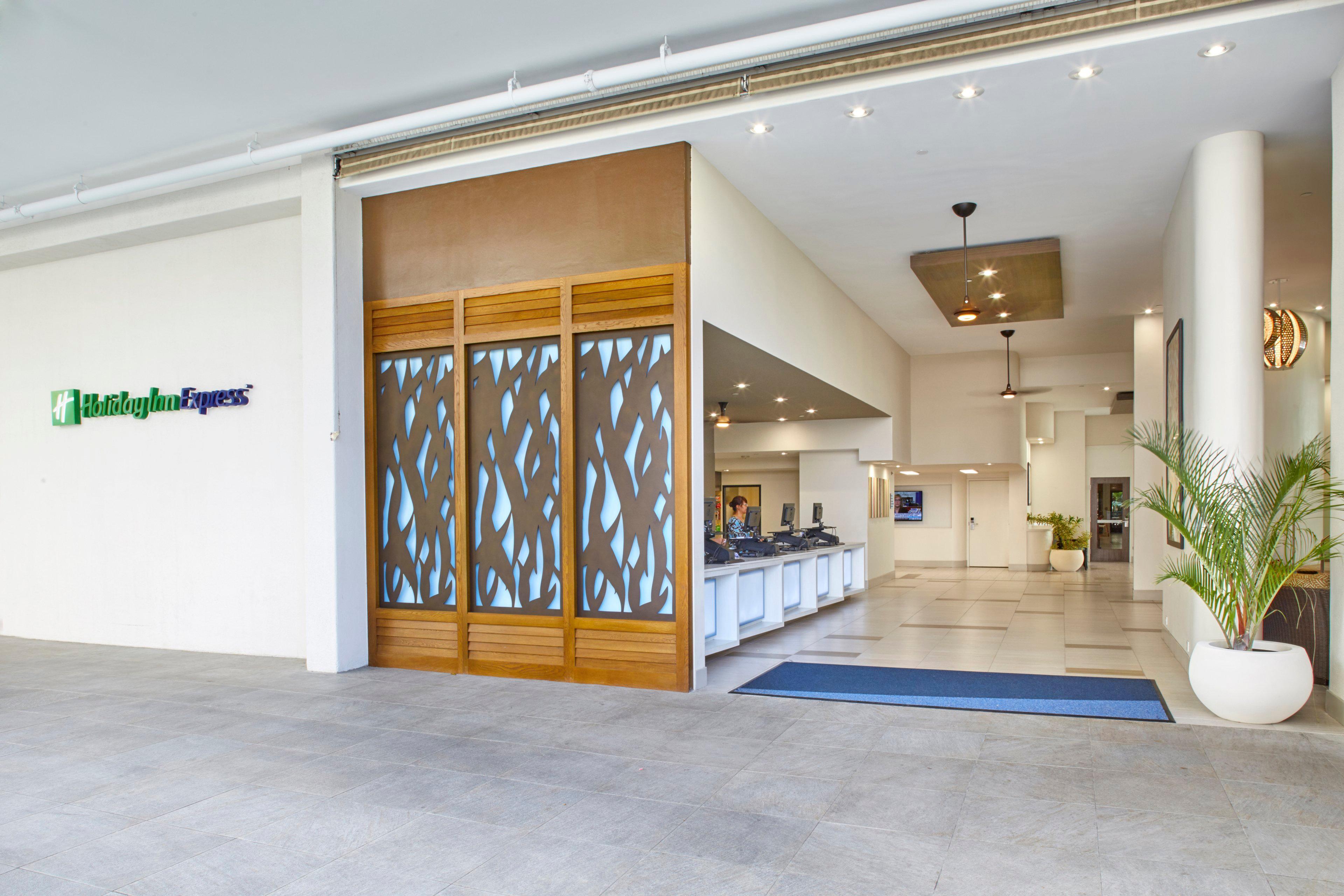 Holiday Inn Express Waikiki By Ihg Honolulu Exterior foto