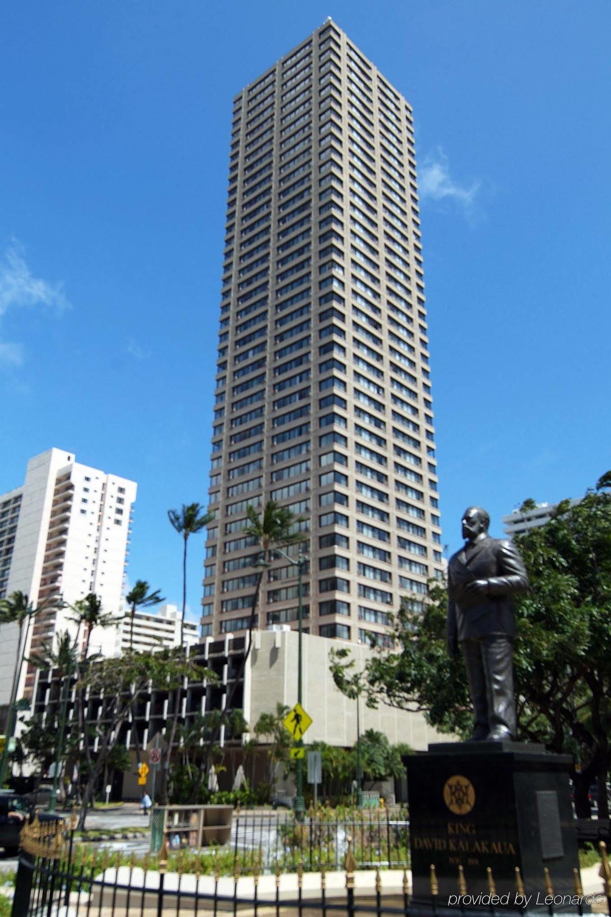 Holiday Inn Express Waikiki By Ihg Honolulu Exterior foto